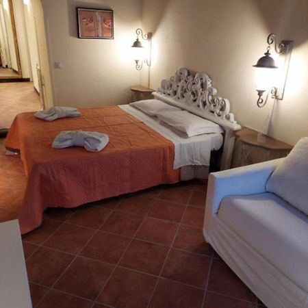 Casa Vacanze Campo De' Fiori Rom Exteriör bild